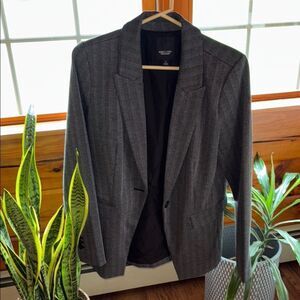 Simply Vera Vera Wang Gray Sport Coat with Notched Lapel